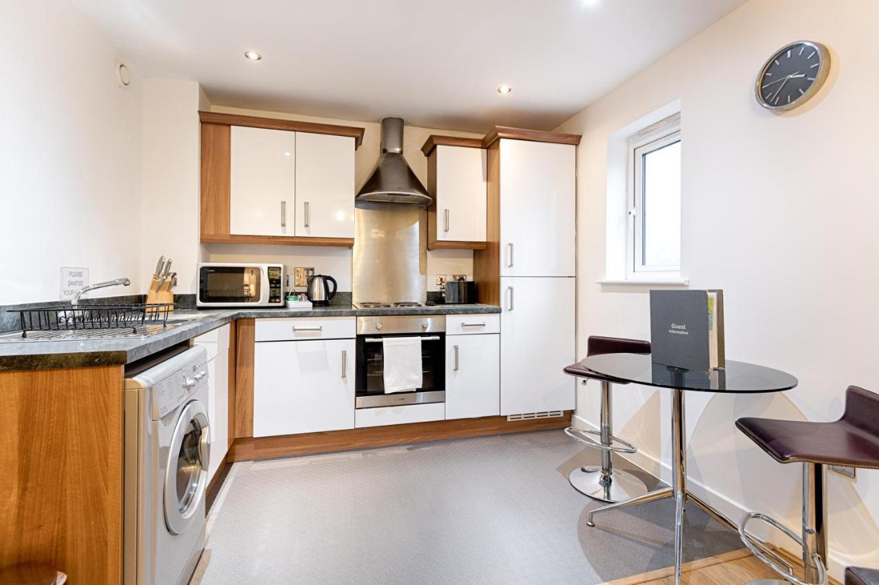 דירות סוואנסי Parking, Balcony, Fully Equipped Kitchen מראה חיצוני תמונה