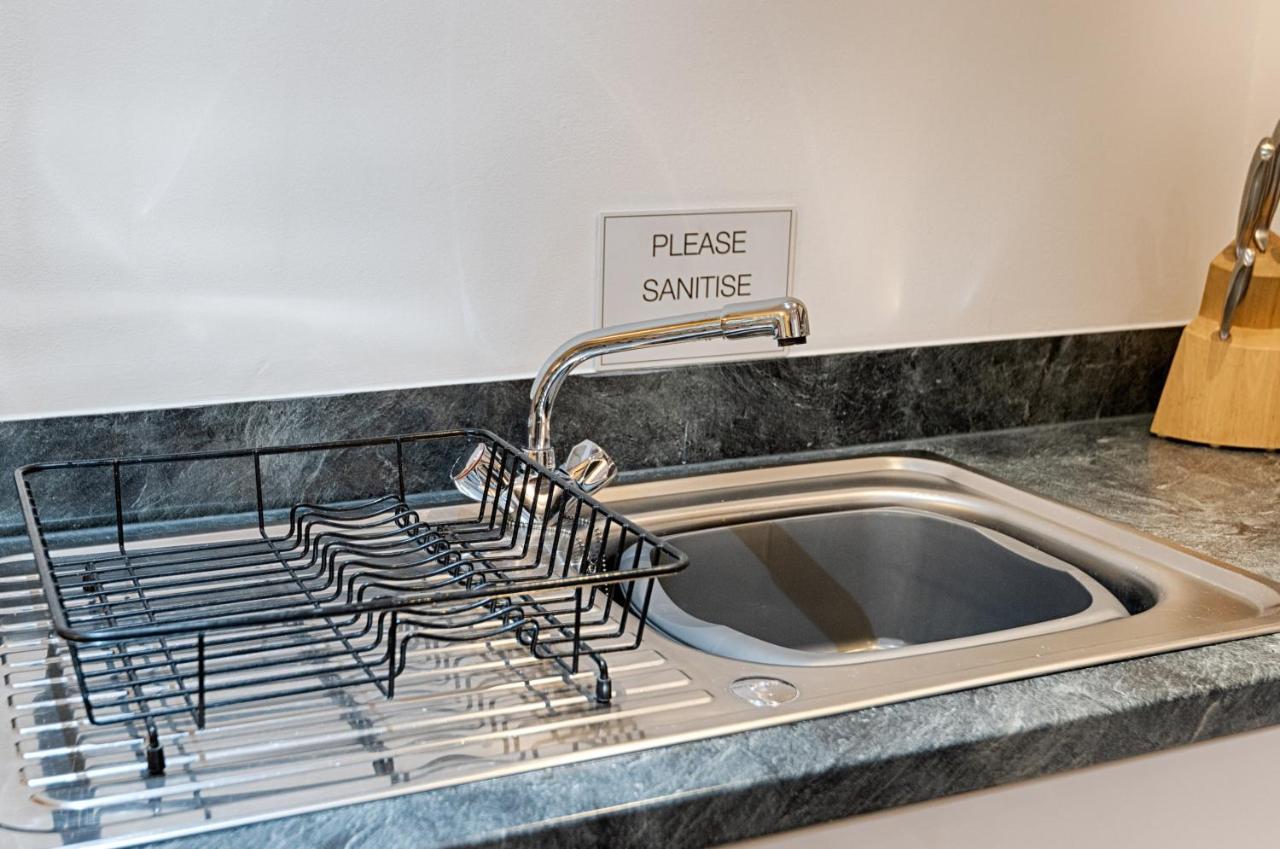 דירות סוואנסי Parking, Balcony, Fully Equipped Kitchen מראה חיצוני תמונה